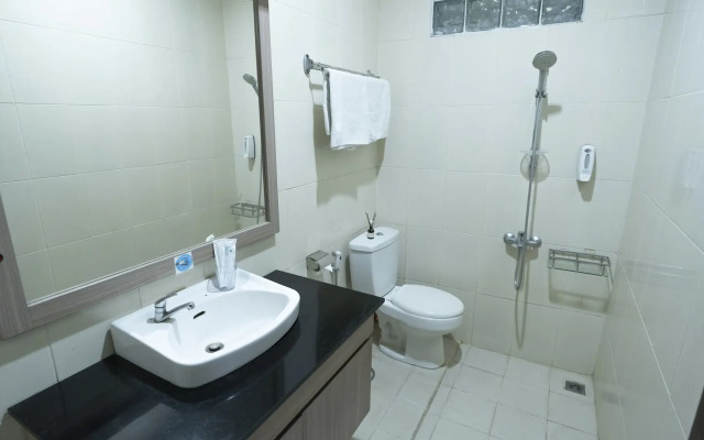 Aleyra Hotel and Villa Garut