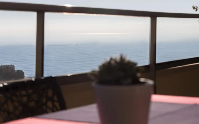 Cap Blanc Penthouse