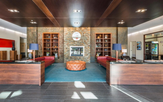 Novotel Montreal Aeroport