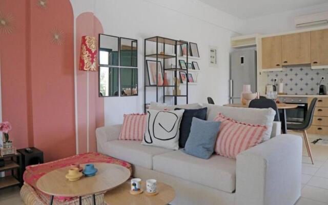 New-olivaholidayhomes - Pastel Studio pool
