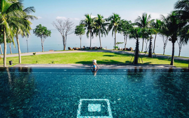 Vedana Lagoon Resort & Spa
