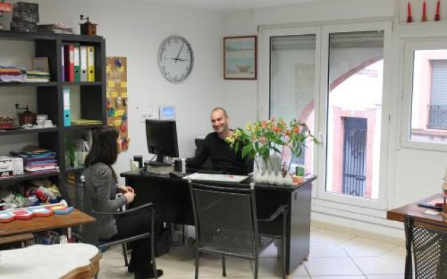 La Petite Auberge de Saint Sernin - Hostel