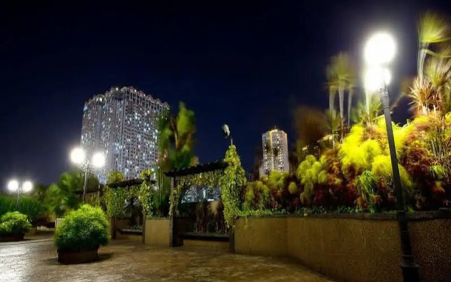 Alora Hotel
