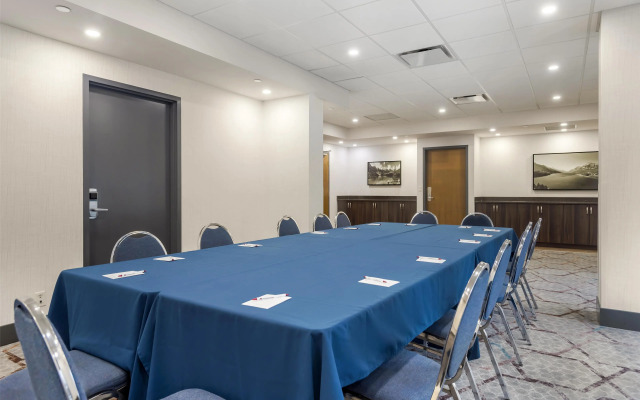 Best Western Plus Suites Downtown