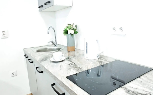 Good House (Гуд Хаус) на улице Азина 22/7