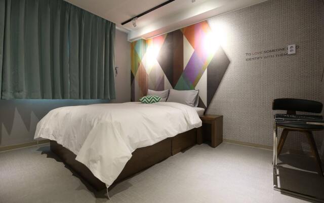 Blanc Hotel Cheongju