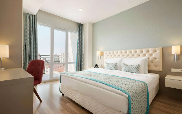 Hawthorn Suites by Wyndham Cerkezkoy