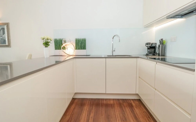 18 Abbey Sands