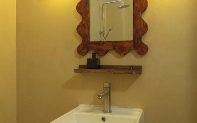 Xao Xac Home & Art