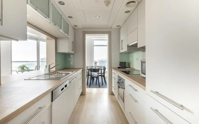 Frank Porter - Burj Views