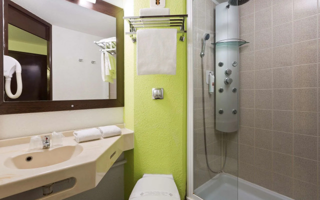 Hotel Kyriad Design ENZO PONT A MOUSSON