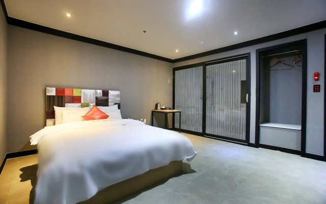 Suwon Yeongtong SG Hotel