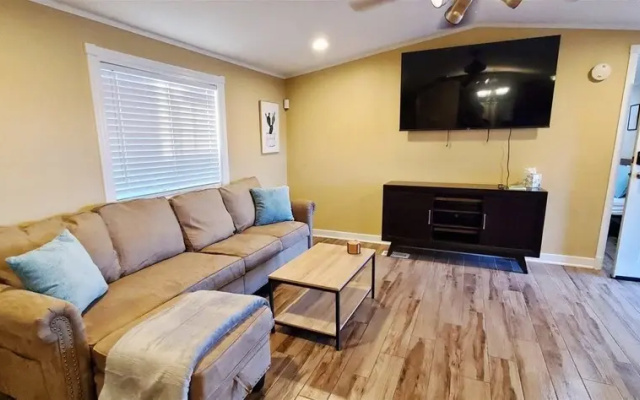 2705 Phoenix