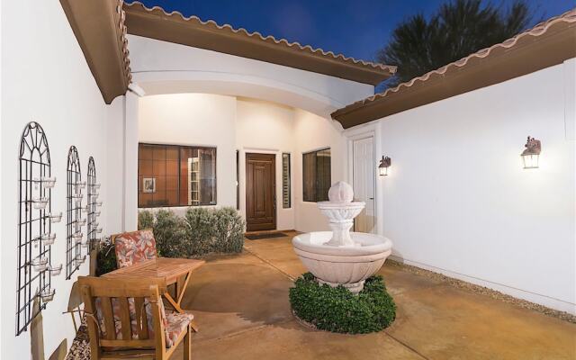 Palm Valley 4 BR by Casago