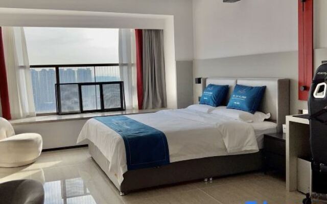 Xinyang Celebrity Art Hotel