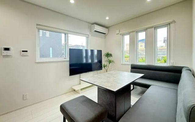 Crystal Besso Shirahama