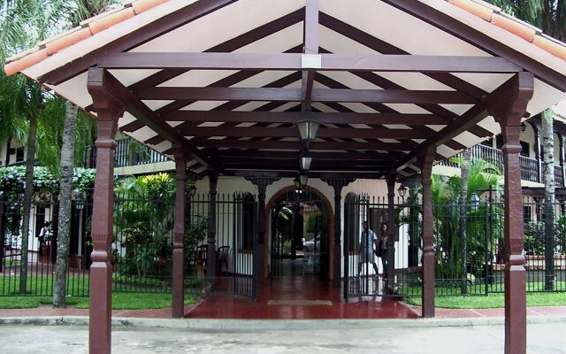 Urbari Apartment Hotel