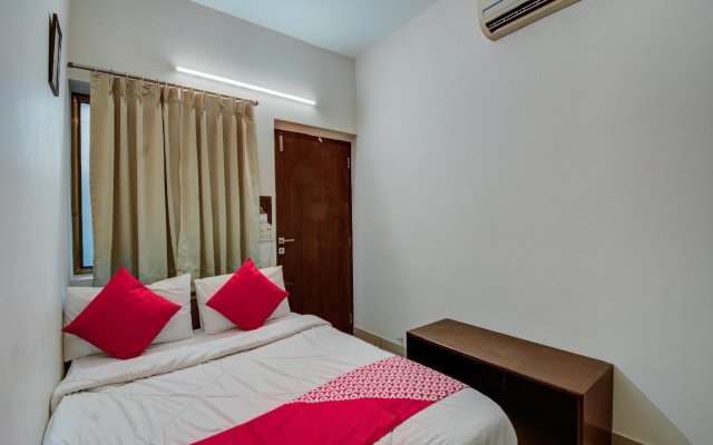 The Star Leaf by OYO Rooms