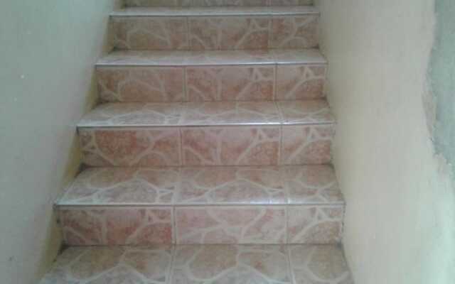 JJ&JE Family House - Hostel