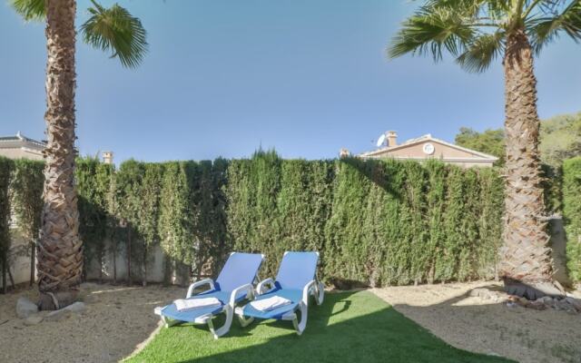 Bungalow - 3 Bedrooms with Pool and WiFi - 105003