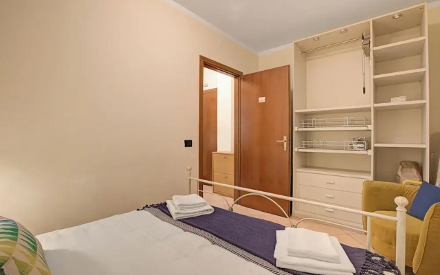 Amirovista Lake View & Shared Pool
