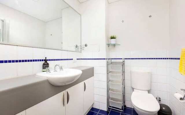 Stylish 2 Bedroom Apartment In the City