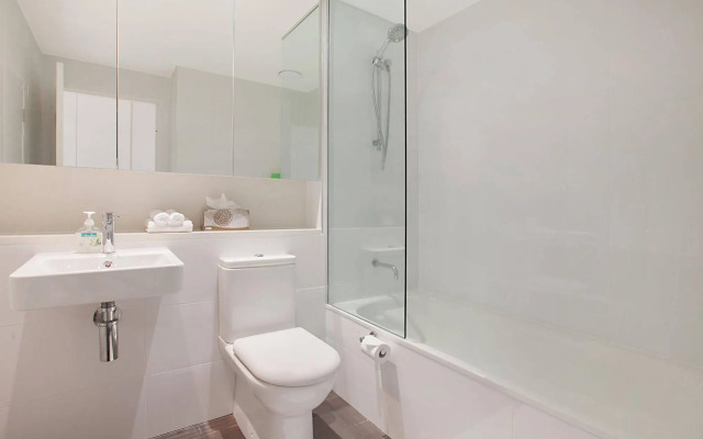 Saltwater Suites