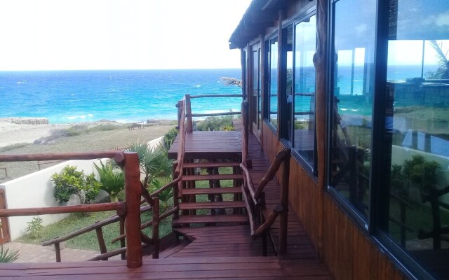 C-Mew Guesthouse