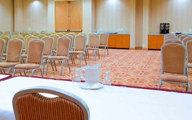 Delta Hotels Colonial Heights