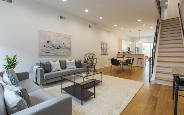 City Retreat - Roof Deck / Patio / Views