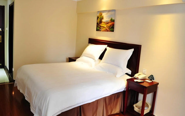 GreenTree Inn Yangzhou Slender West Lake Wencheng Attic Express Hotel – Guest Rooms – Yangzhou