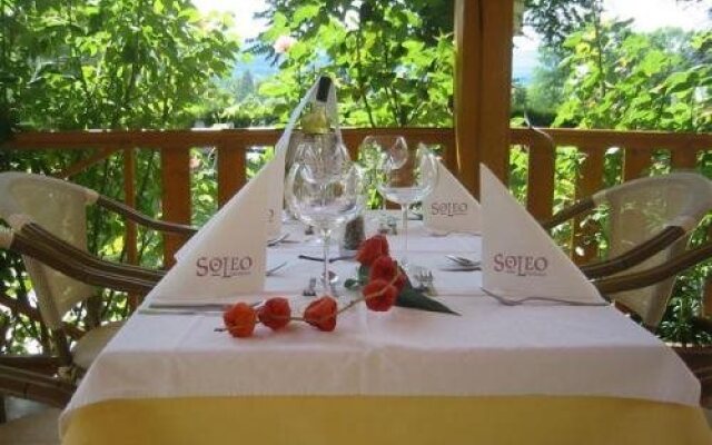 Hotel - Restaurant Soleo