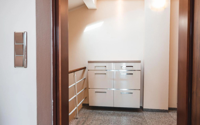 POINT flat, beautiful view from terrace to Prague Castle