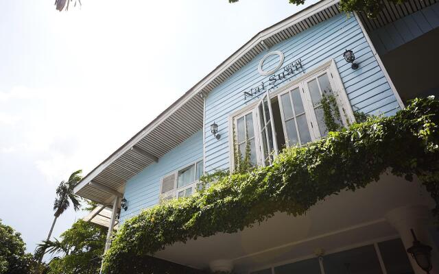 Nai Suan Bed and Breakfast