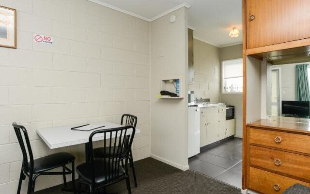 The Magpie-Hawkes Bay Motel