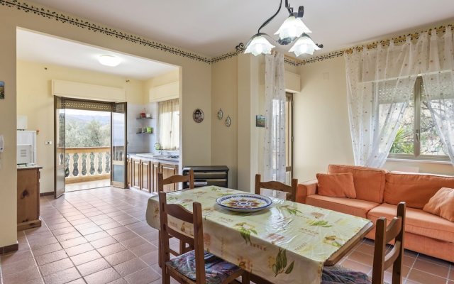 Valley-View Villa in Trabia with Swimming Pool