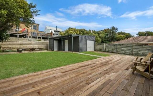 East Tempy - House & Bungalow