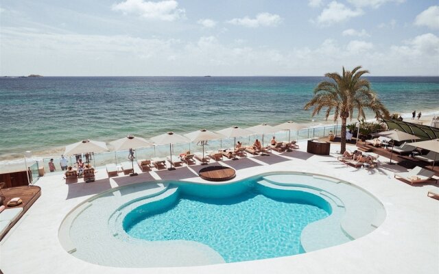 Ama Ibiza Beachfront Suites