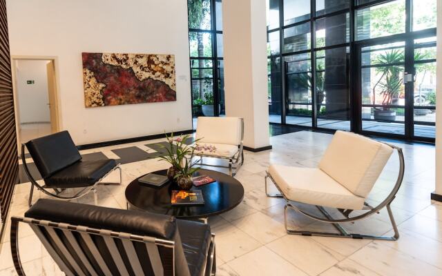 Praca Benedito Calixto - Duplex