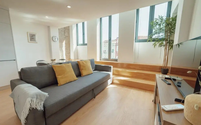 Modern Stylish Apartment II