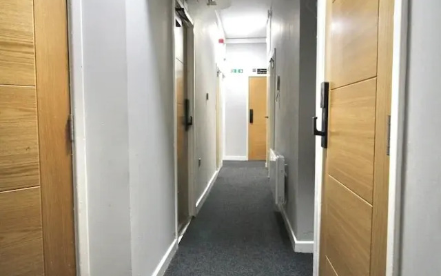 NE1 City Studios & Apartments