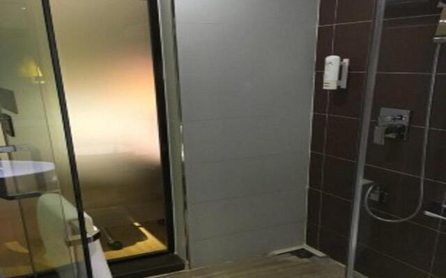 Iu Hotel Shijiazhuang Zhengding Airport Branch
