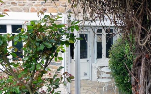 31 Chemin de la Croix aux Outils