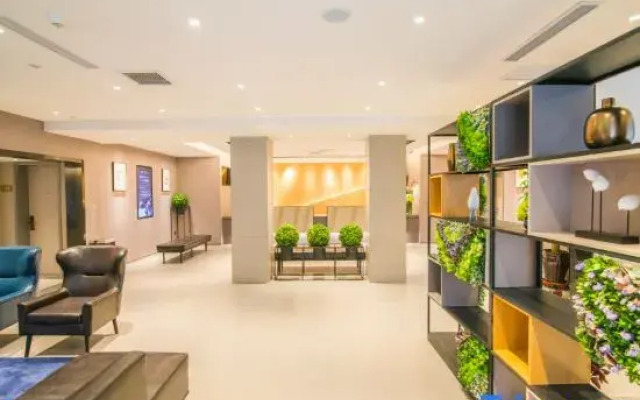 Homeinn Selected Hotel (Lanzhou Railway Station Subway Station)