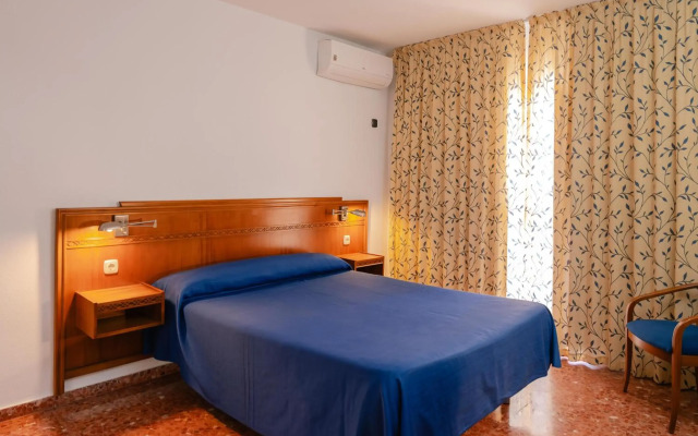 Port Europa Hotel