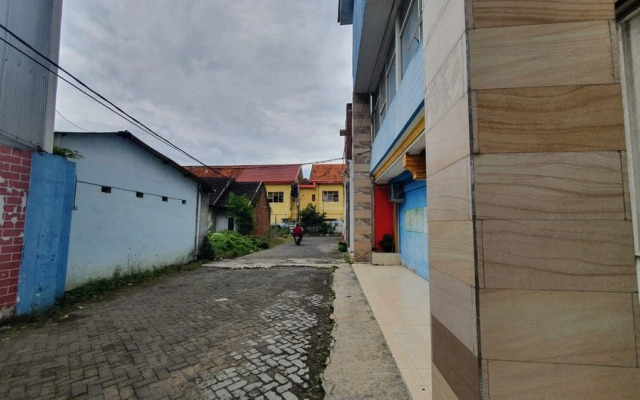 Reddoorz @ Homestay Gayatri