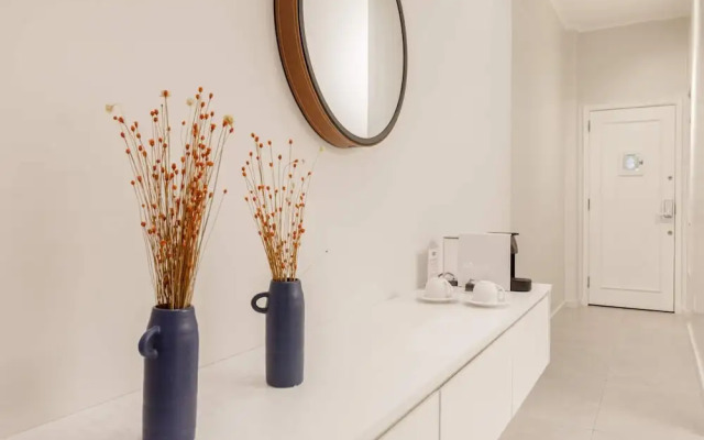 Leblon Coast Amazing 3 Bedroom in Leblon