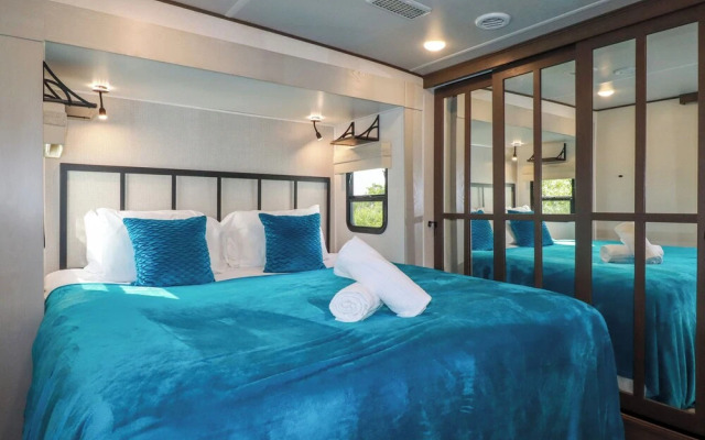 Tickeydoo, Tor Down Quarry