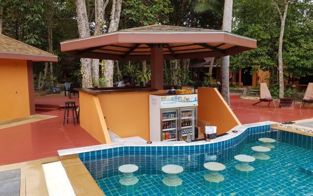 Lanta Pearl Beach Resort