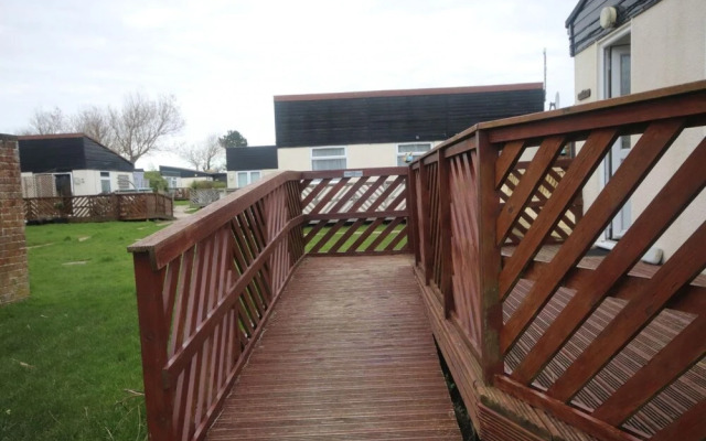 11B Medmerry Park 2 Bedroom Chalet